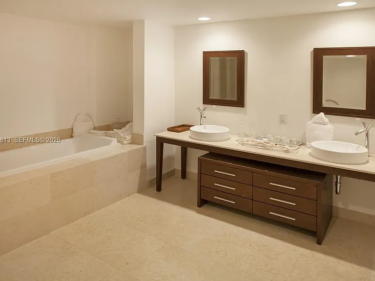 465 Brickell Ave #4703 — Photo 5
