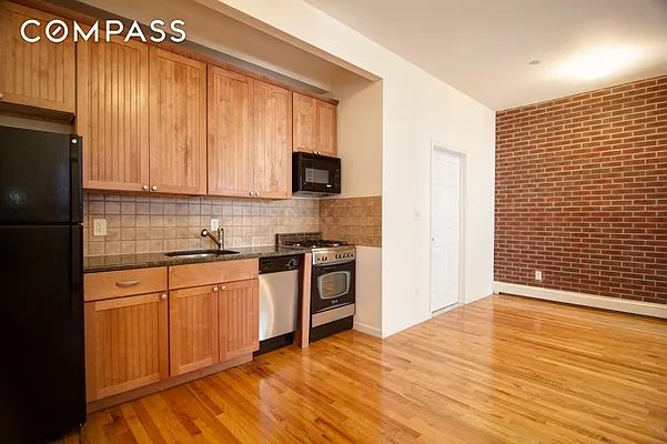 Rented by Compass | media 3