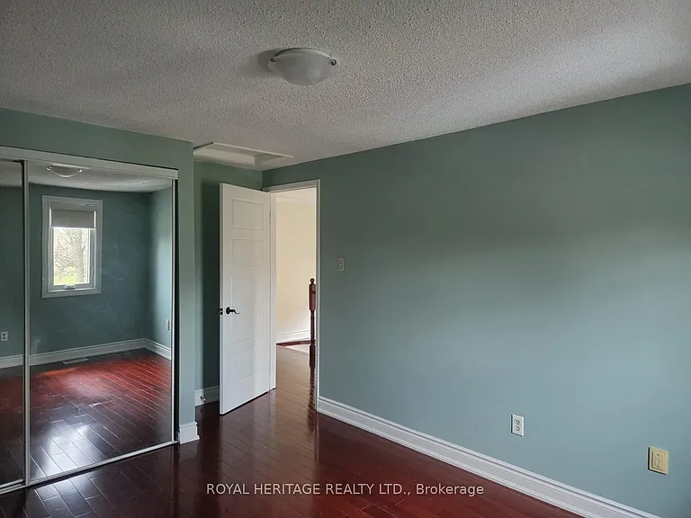 59 Hewitt Cres — Photo 13