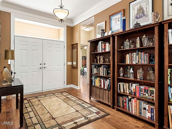 4th image of 123 Muirfield Drive