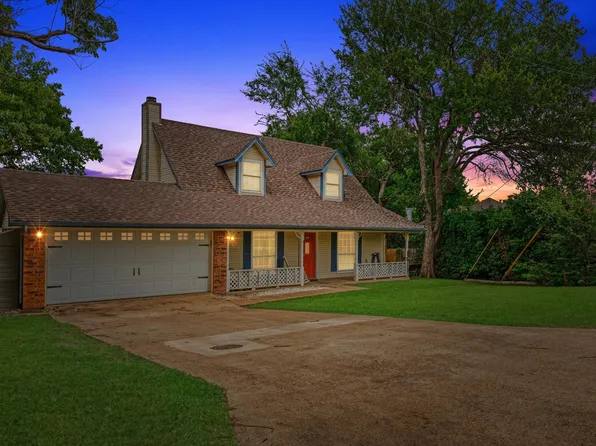 705 College St, Crandall, TX 75114