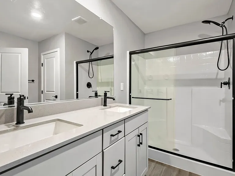 7110 Cass Ave — Photo 16