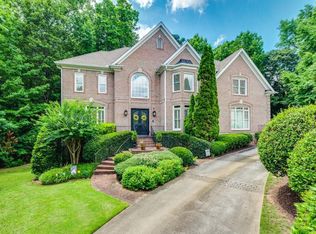 3213 Burnette Dr NE, Roswell, GA 30075