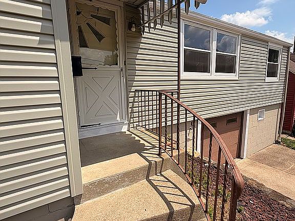 2nd image of 167 N Sugar St
