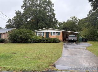 1622 Fairfield Dr, Gastonia, NC 28054