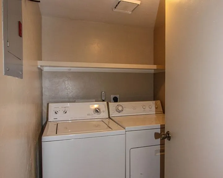 411 Whipple St — Photo 21