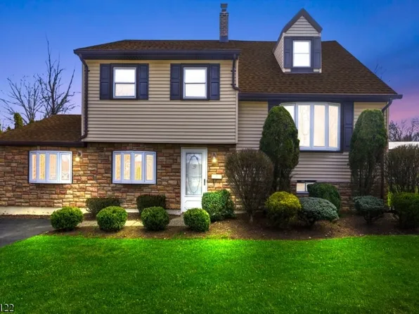 37 Farmingdale Rd, Wayne Twp., NJ 07470