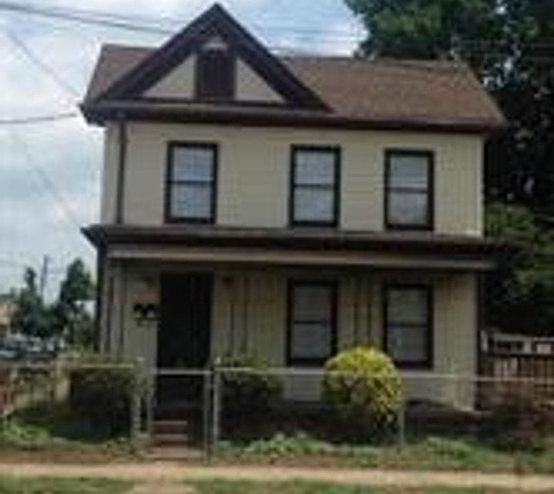 1st image of 1715 Washington Ave