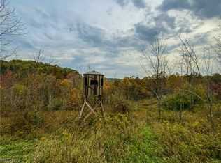 2929 Robinhood Rd SE, Dennison, OH 44621