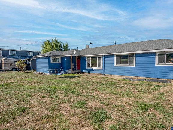 2nd image of 36005 Polly Farm Ln