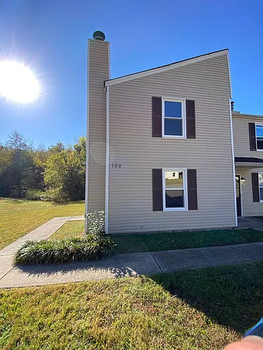 102A Kingsbury Ct Photo 1