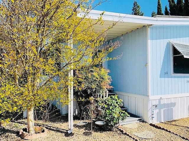 1st image of 146 Leisureville Cir