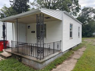 1339 Jennings Ave, Benton Harbor, MI 49022