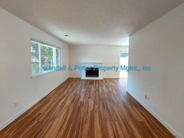 4230 Topsail Ct — Photo 3