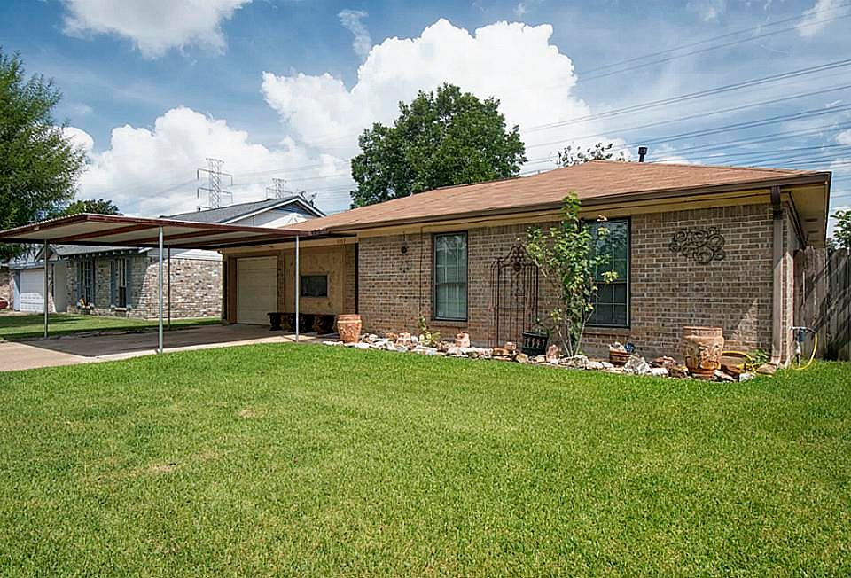 1st image of 3717 Karen Ln