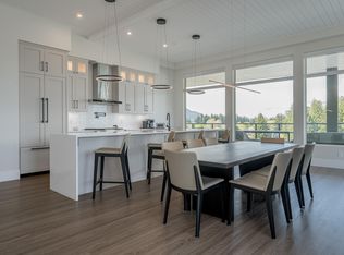 45745 Watson Rd #605, Chilliwack, BC V2R2Y2
