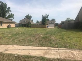8118 Kensington Dr, Rowlett, TX 75088