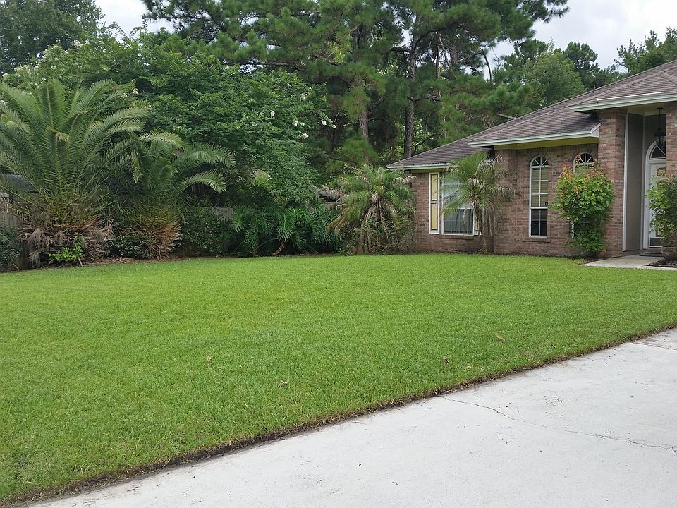 1st image of 2528 Stonebridge Dr