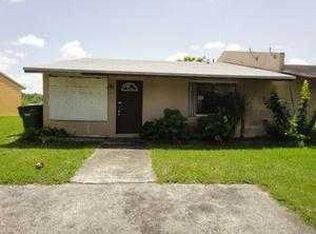 1490 Kia Dr, Homestead, FL 33033
