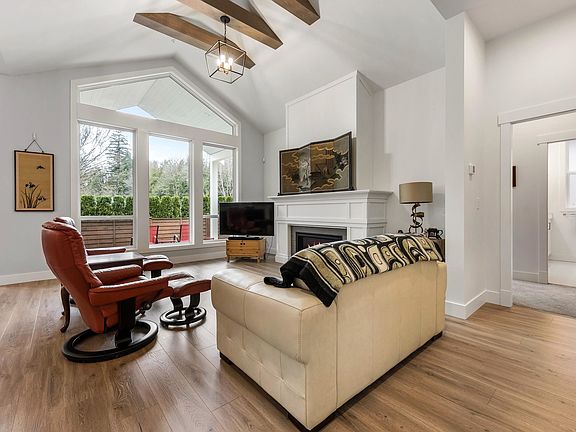 5th image of 1880 Columbia Valley Rd #88