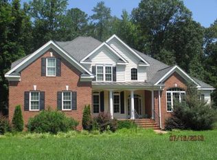 7603 S Shore Dr, Gloucester, VA 23061