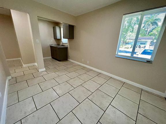 2nd image of 304 Lady Claire Fursman Ave
