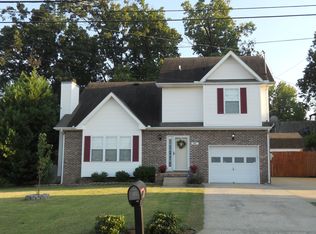 996 Roedeer Dr, Clarksville, TN 37042