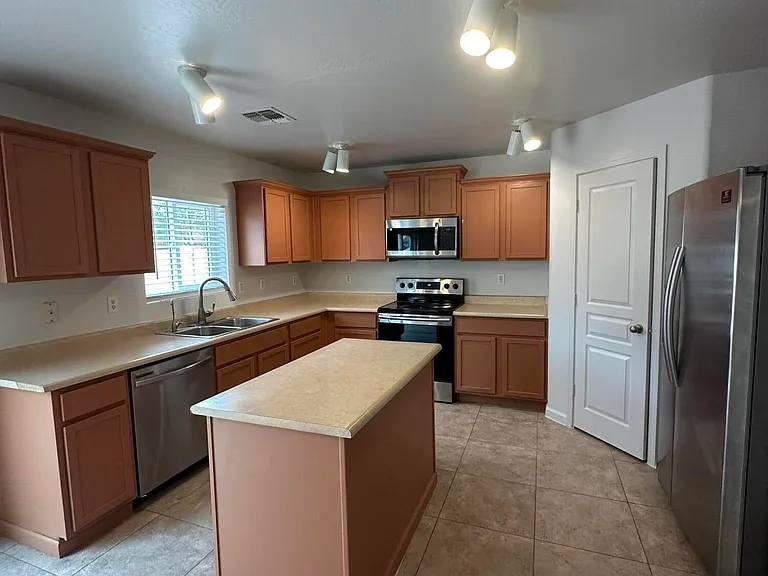3901 E Morenci Rd — Photo 8