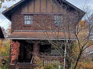 25 Shenango Blvd, Farrell, PA 16121