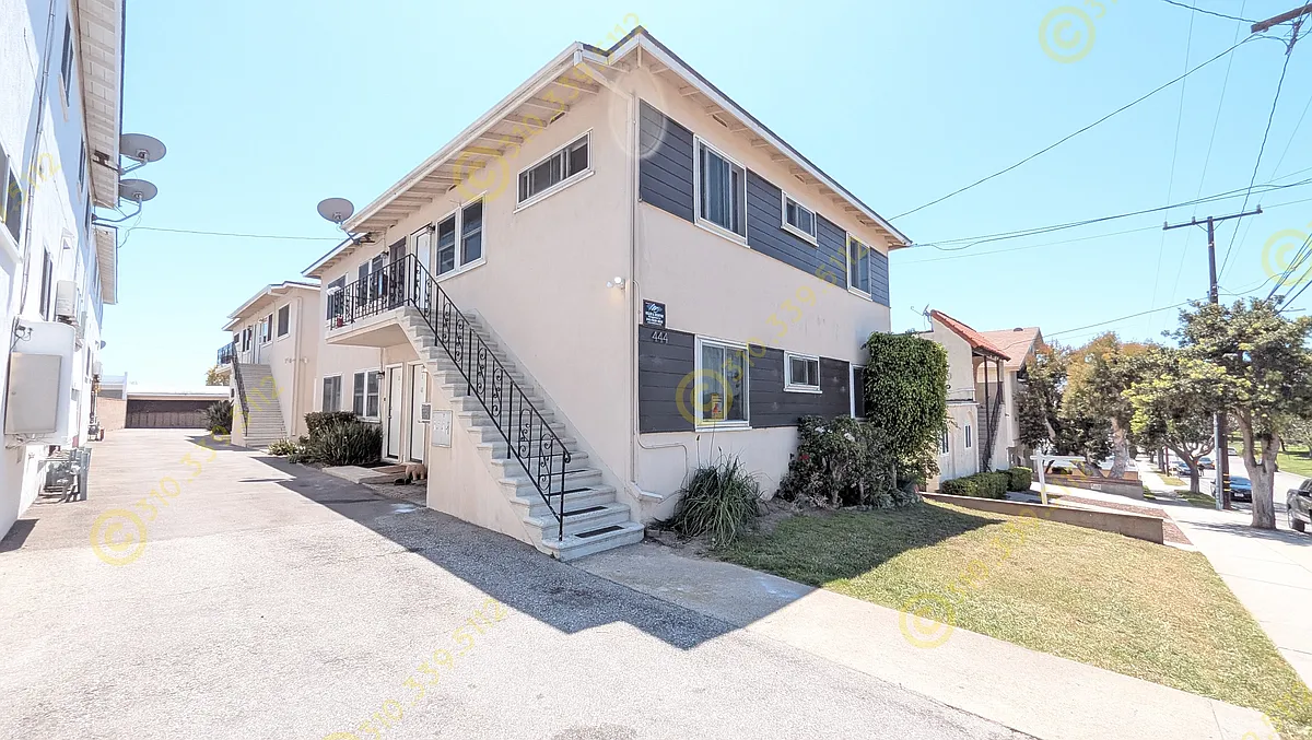 Building Photo - 446 W Imperial Ave #3