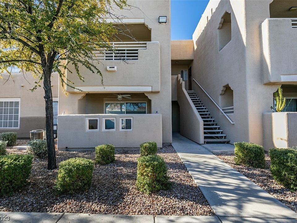 1st image of 1909 Villa Palms Ct Unit 206