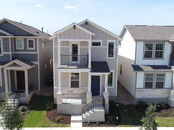 2nd image of 1745 Yaupon Grove Ln