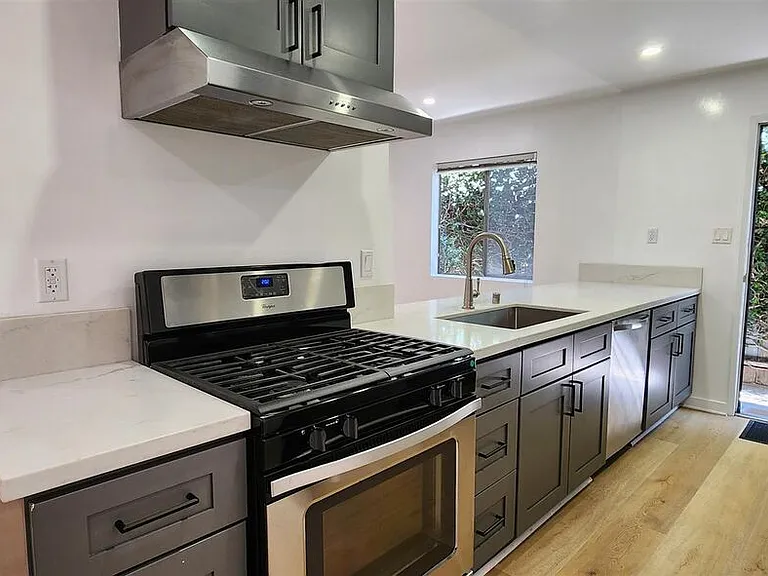 1603 Oakwood Ave #A — Photo 11
