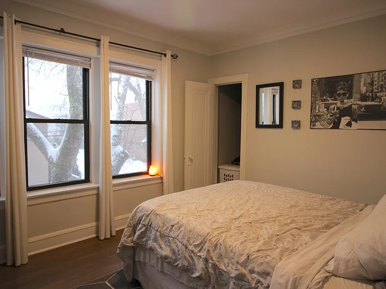 3056 N Honore St #1 — Photo 7