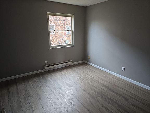 5th image of 760 Gordon Smith Blvd APT 8