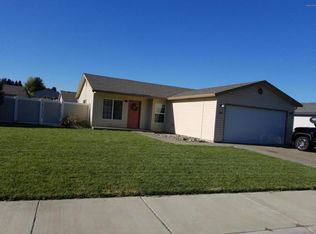 2206 S 65th Ave, Yakima, WA 98903