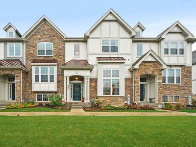324 Sype Dr, Carol Stream, IL, 60188