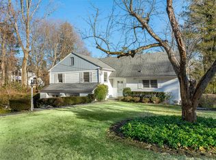 158 Fox Meadow Rd, Scarsdale, NY 10583