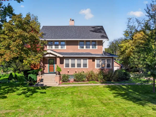 4237 Ingersoll Ave, Des Moines, IA 50312
