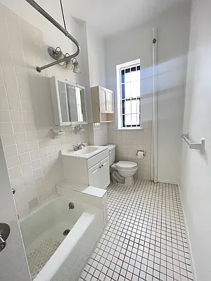 Rented by Best Apartments North Inc | media 17