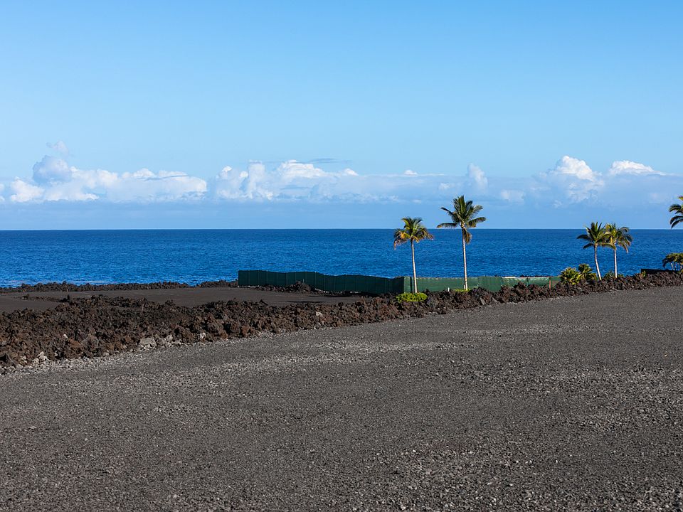 2nd image of 72-1077 Kekahawaiole Dr Unit 1