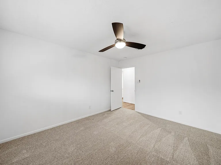 12931 Westella Dr — Photo 12