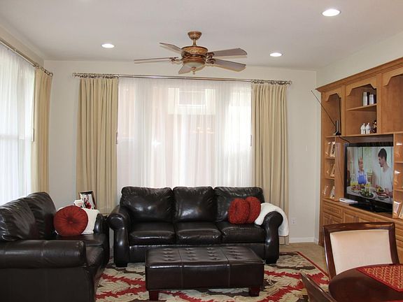3rd image of 854 Altino Blvd