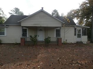 911 McReynolds St, Carthage, NC 28327