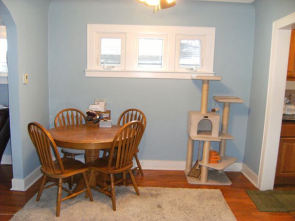 5th image of 2117 Sunnyside Ave