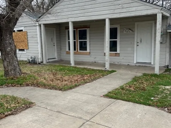 1337 W 14th Ave, Corsicana, TX 75110