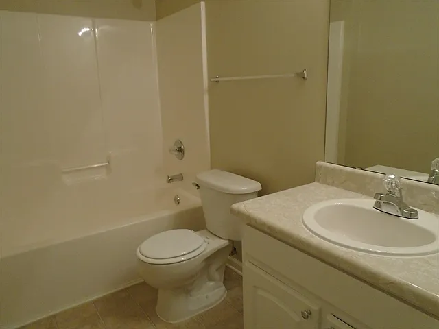 2120 Parador Bnd — Photo 6