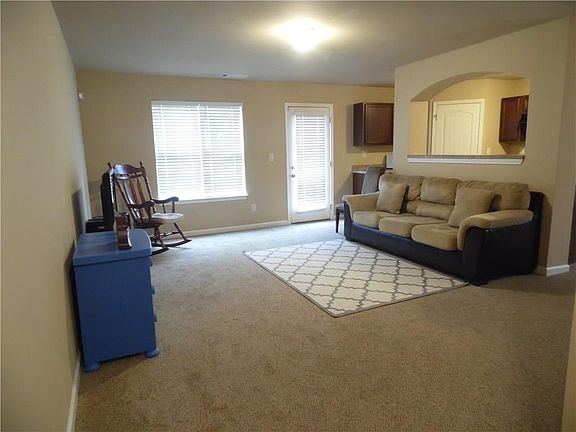 3rd image of 286 Oakland Hills Way #286