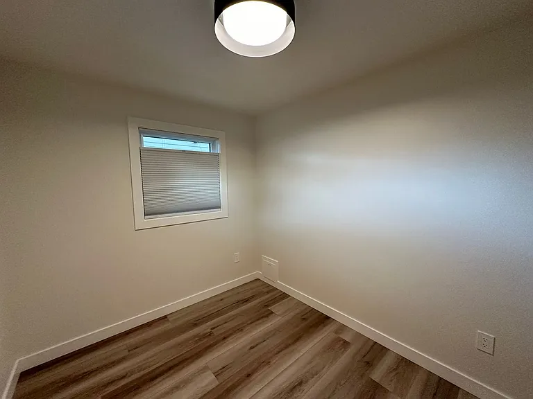 1019 Wilson St — Photo 7