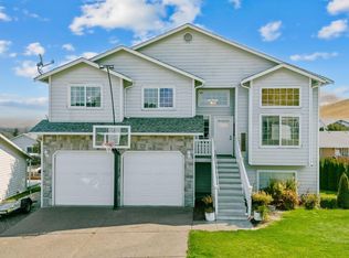807 S 4th Street Loop, Selah, WA 98942